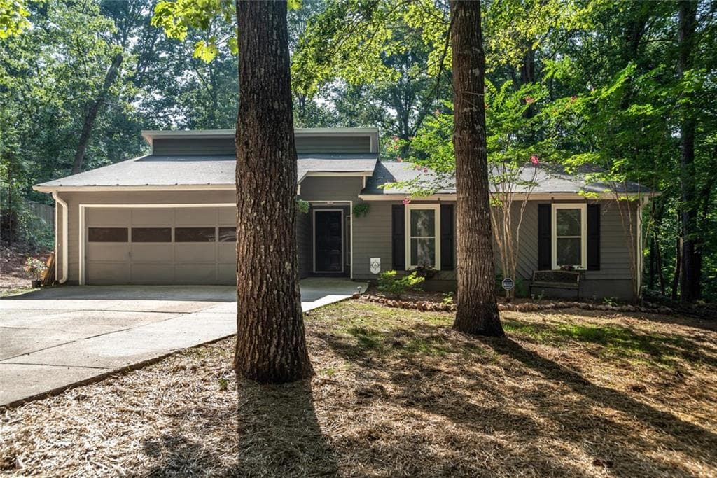 1180 Ridgeside Drive, Acworth, GA 30102 — most recent listing photo