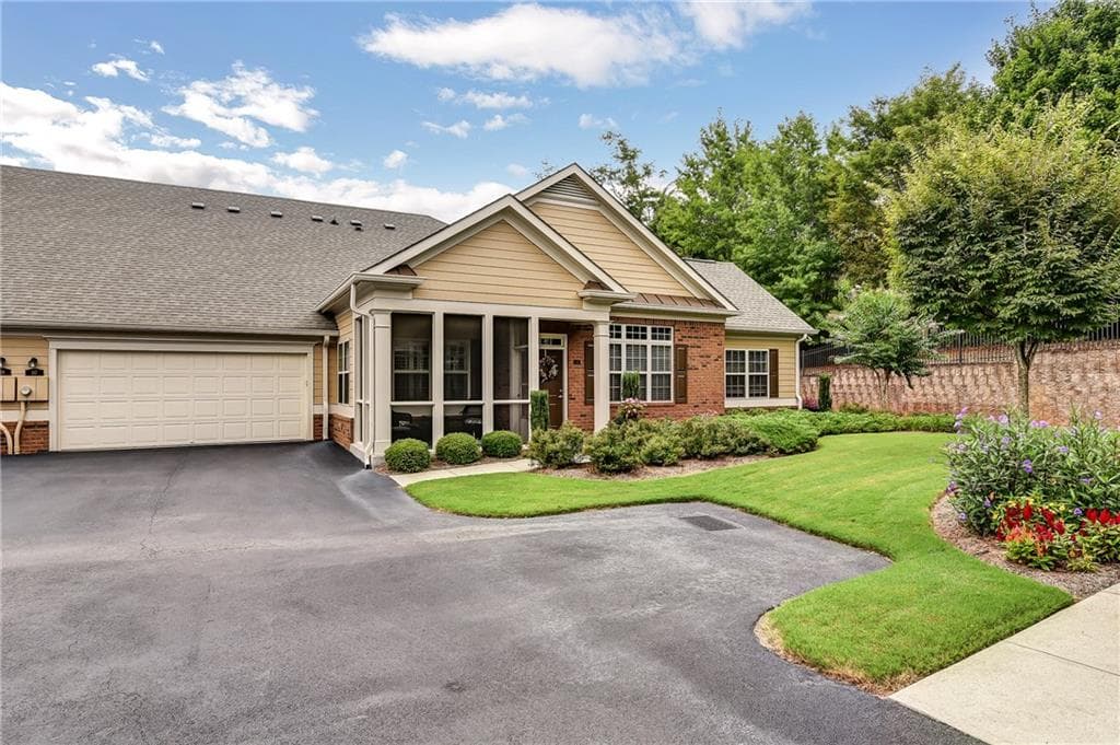 2 bedroom, 1,633 sq ft condominium sold at 117 Owens Farm Lane 117, Woodstock, GA 30188