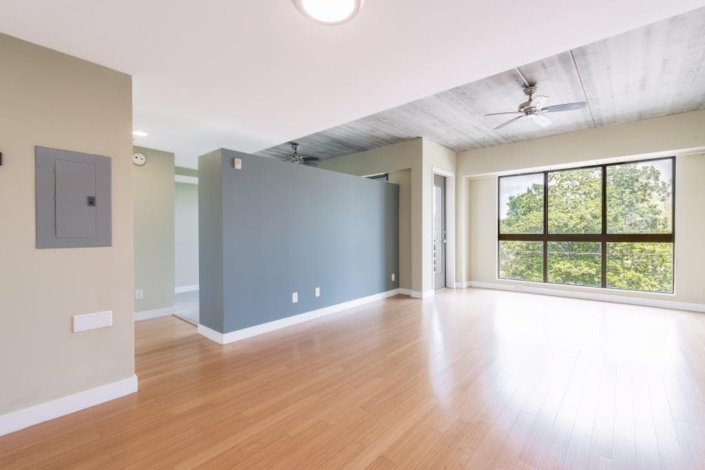 563 Memorial Drive 309, Atlanta, GA 30312 — most recent listing photo