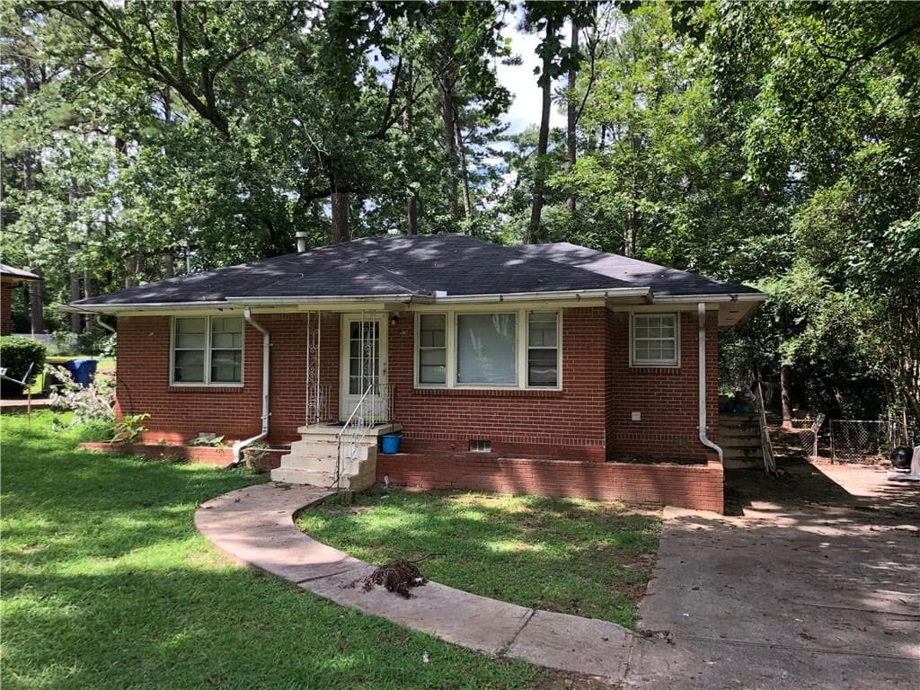 3 bedroom, 951 sq ft single family residence sold at 1308 Rocksprings Street, Forest Park, GA 30297