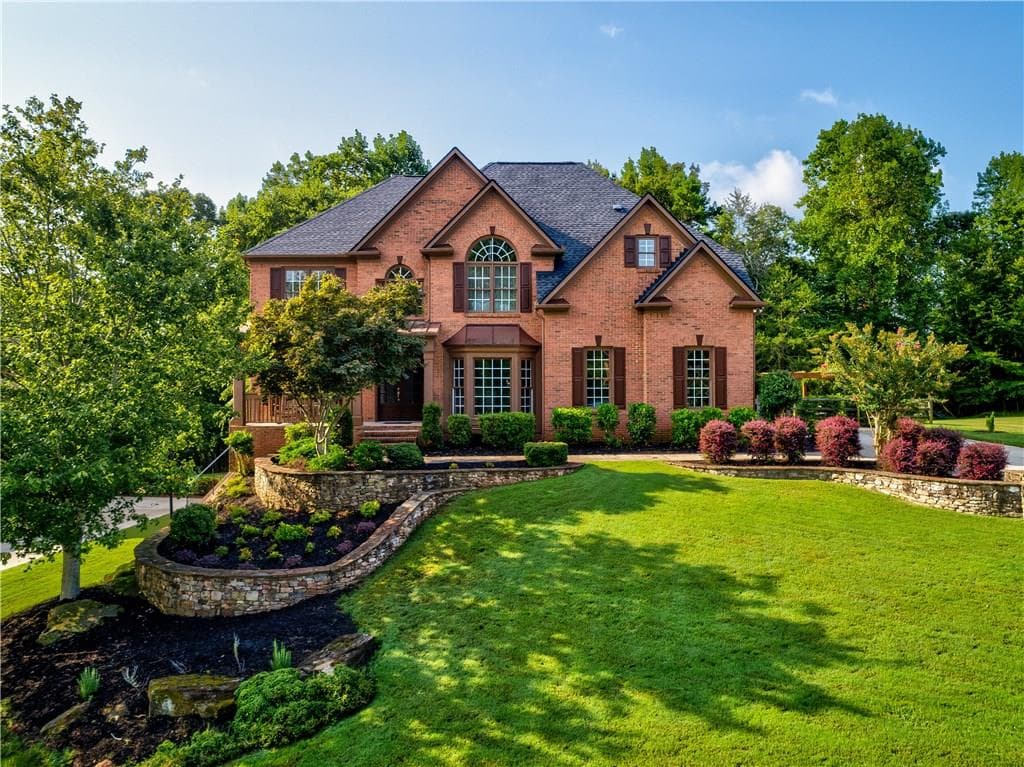 5 bedroom, 2,886 sq ft single family residence sold at 4740 Old Trail Court, Cumming, GA 30041