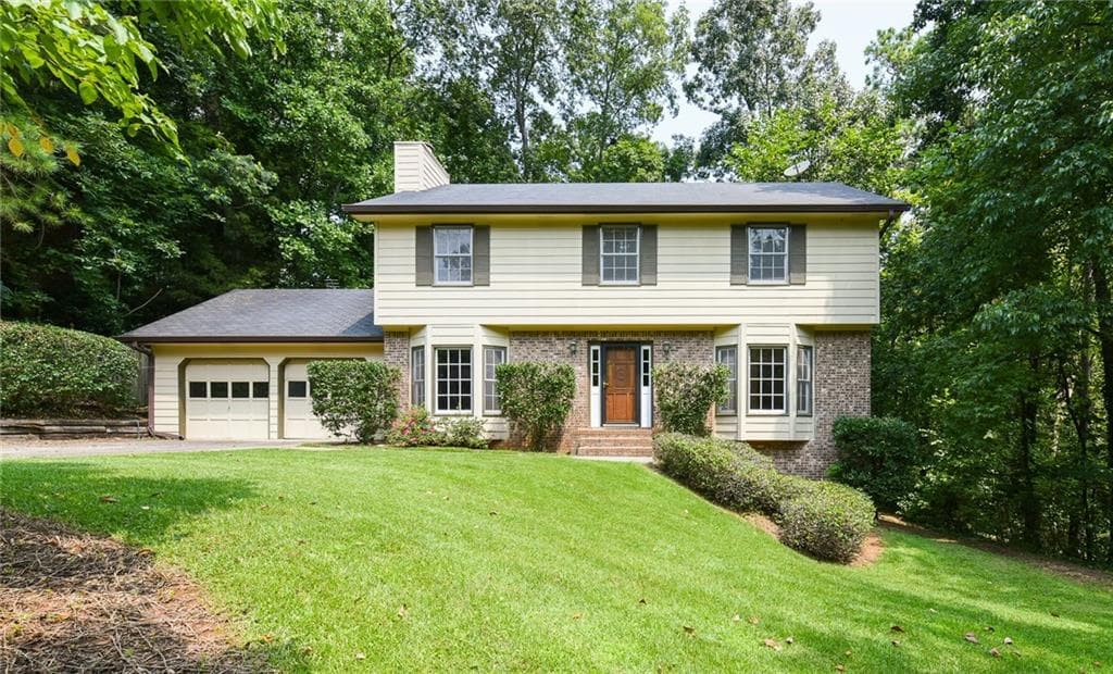 2539 Hunton Court, Marietta, GA 30068 — most recent listing photo