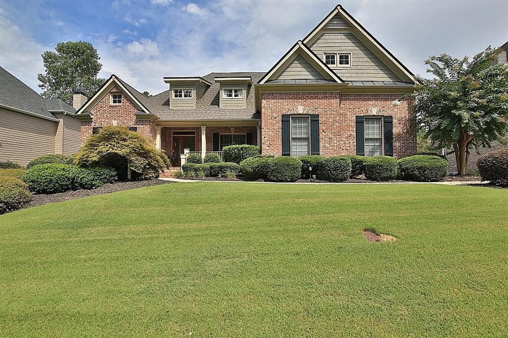 4 bedroom, 3,801 sq ft single family residence sold at 107 Cedar Woods Trail, Canton, GA 30114