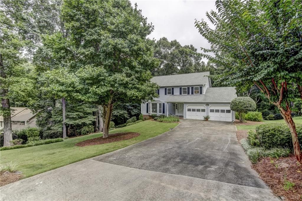 1520 Ridgefield Drive, Roswell, GA 30075 — most recent listing photo