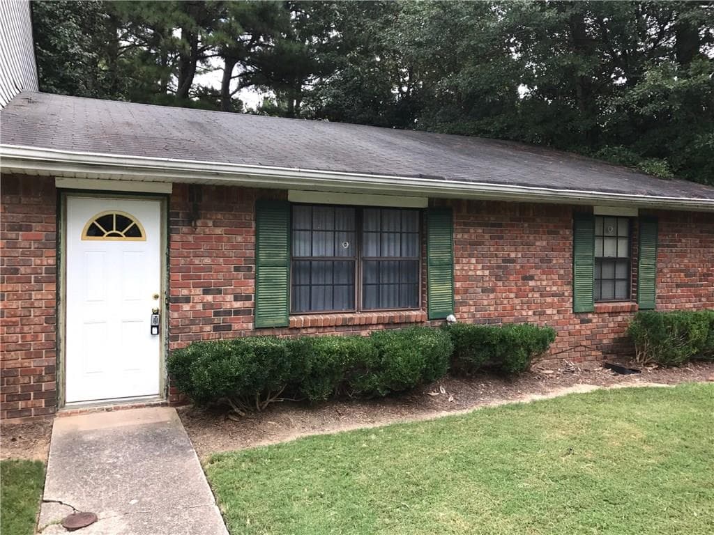 2 bedroom, 1,056 sq ft condominium sold at 6354 Shannon Parkway 4D, Union City, GA 30291