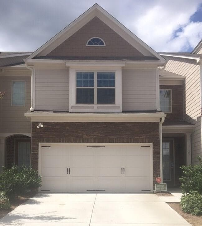 3122 Spicy Cedar Lane, Lithonia, GA 30038 — most recent listing photo