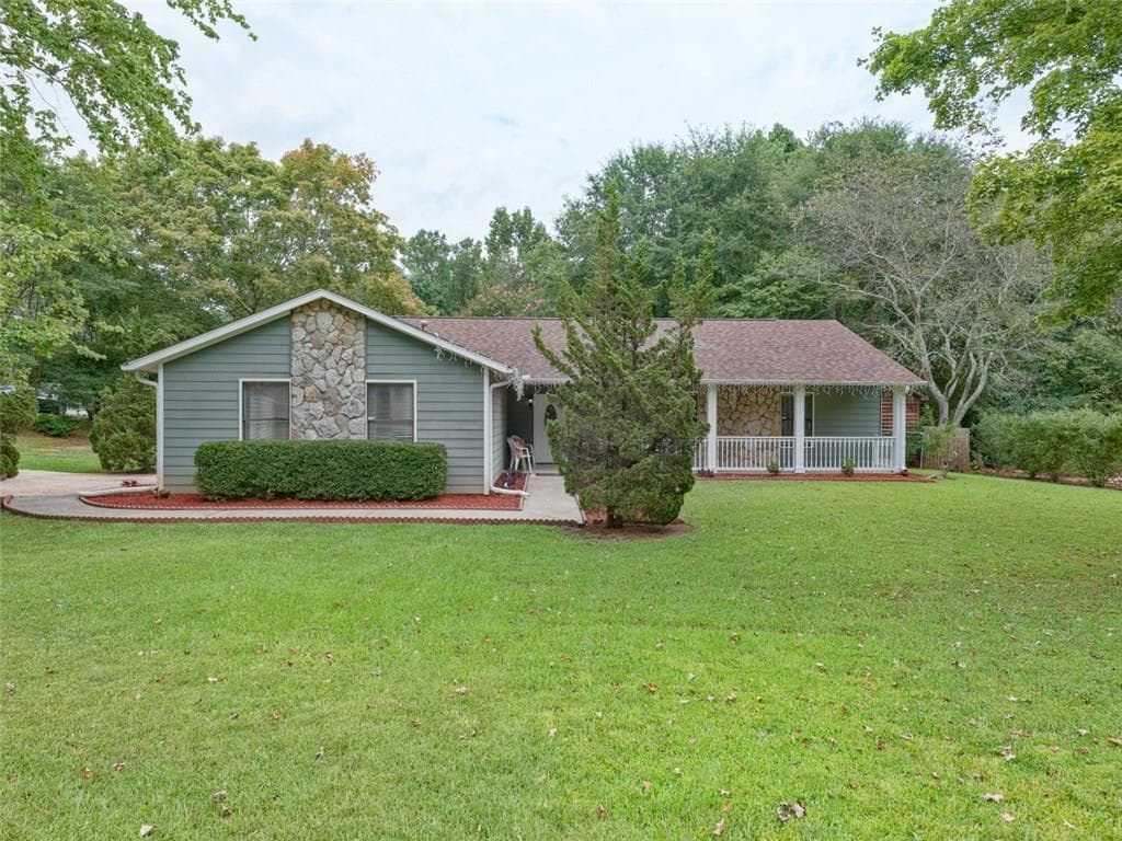 506 Paden Drive, Lawrenceville, GA 30044 — most recent listing photo