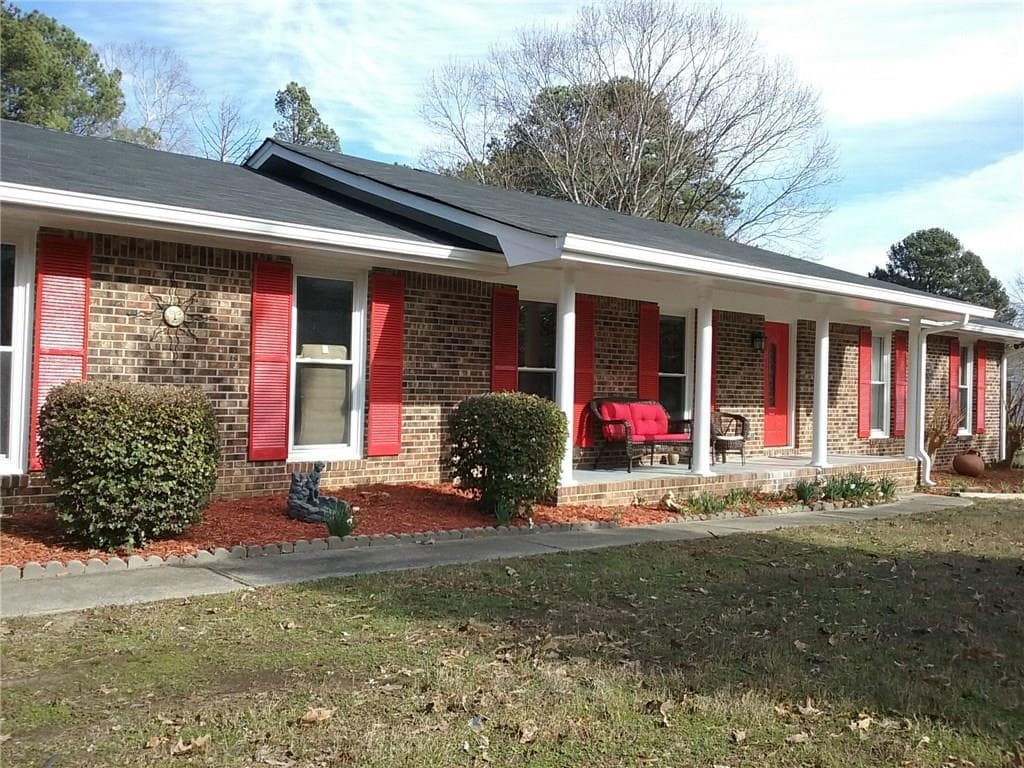 2992 Skyland Drive, Snellville, GA 30078 — most recent listing photo