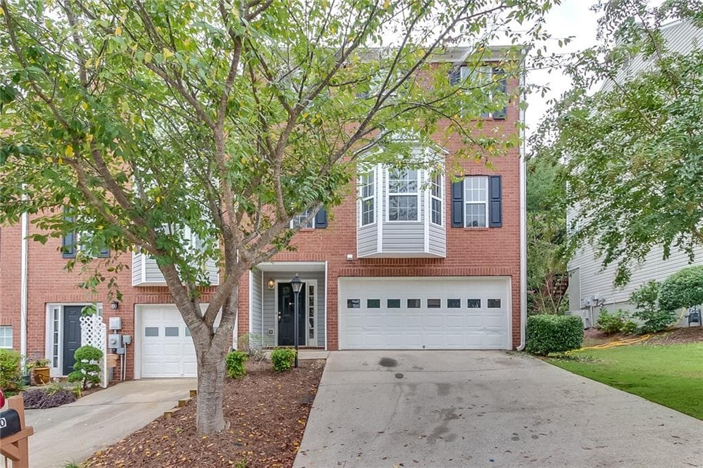 3 bedroom, 1,636 sq ft townhouse sold at 1308 Pilgrim Lake Drive, Cumming, GA 30040