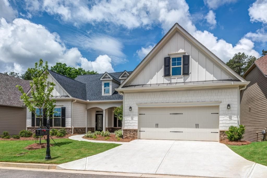 3 bedroom, 2,813 sq ft single family residence sold at 120 Laurel Overlook, Canton, GA 30114