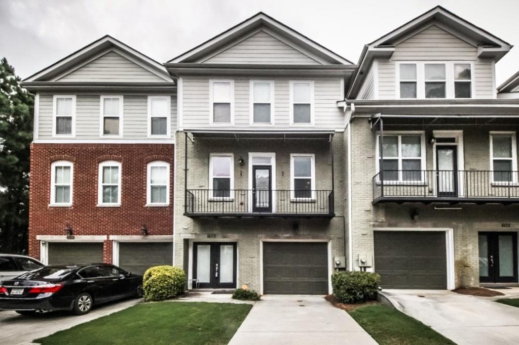 6013 Brookside Oak Circle, Norcross, GA 30093 — most recent listing photo