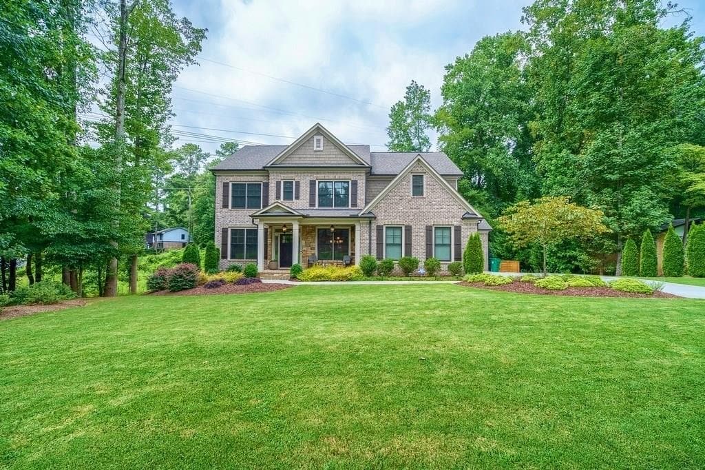 5306 N Peachtree Road, Dunwoody, GA 30338 — most recent listing photo