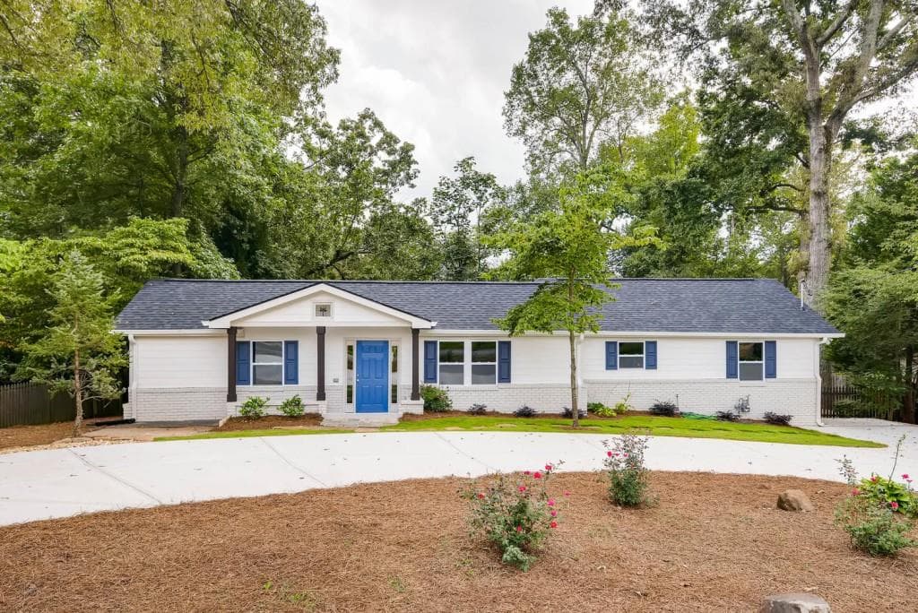 3 bedroom, 1,934 sq ft single family residence sold at 194 Church Road, Smyrna, GA 30082