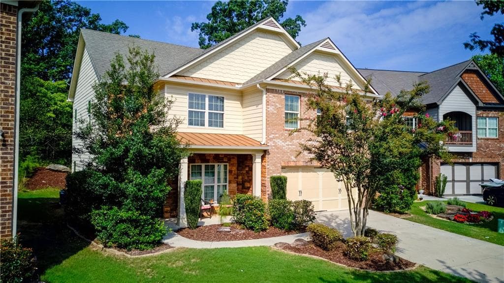 4 bedroom, 2,360 sq ft single family residence sold at 1309 Avalon Creek Road, Sugar Hill, GA 30518
