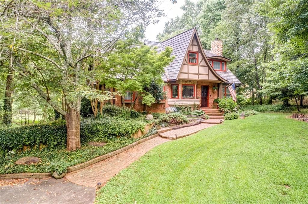 5060 Eubanks Road, Woodstock, GA 30188 — most recent listing photo