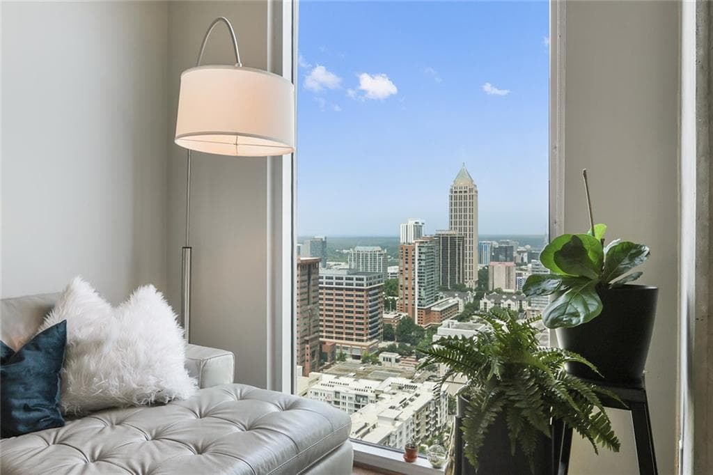 1 bedroom, 796 sq ft condominium sold at 860 Peachtree Street 2810, Atlanta, GA 30308