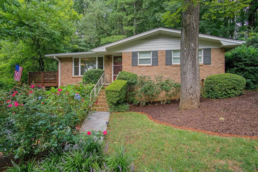 3 bedroom, 1,307 sq ft single family residence sold at 2286 Capehart Circle, Atlanta, GA 30345
