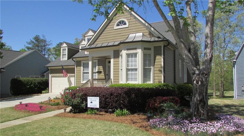 5739 COMMUNITY Lane, Hoschton, GA 30548 — most recent listing photo