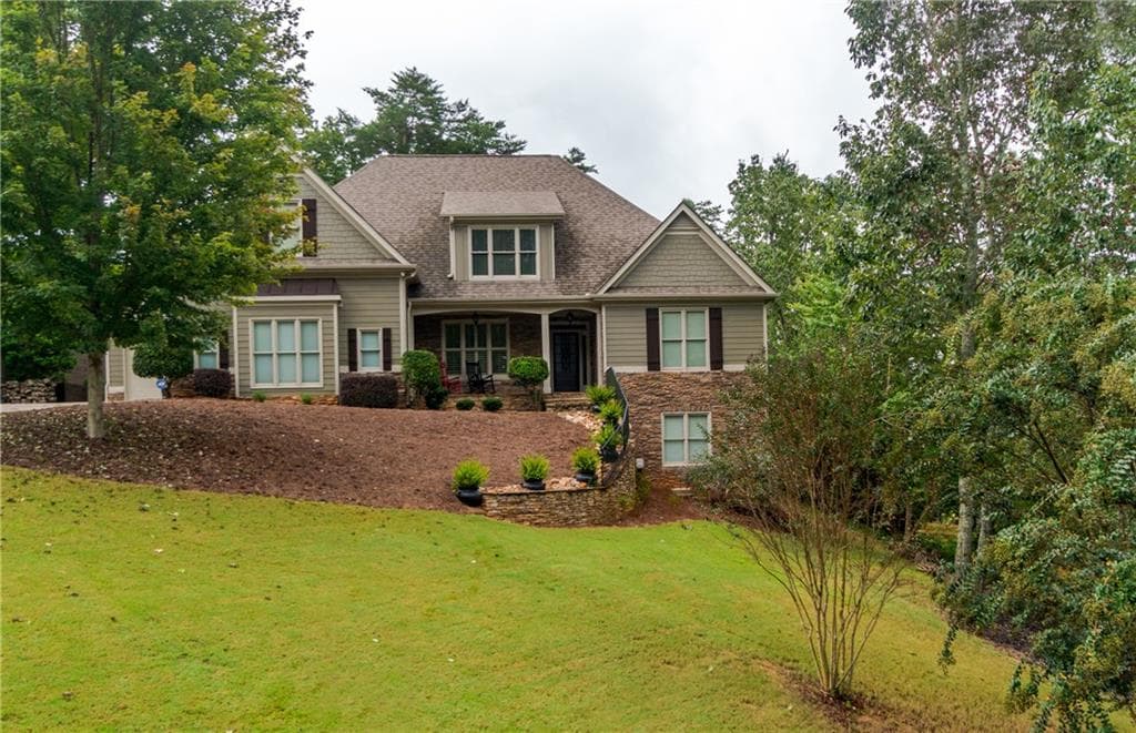 5 bedroom, 3,370 sq ft single family residence sold at 305 Morning Dew Court, Canton, GA 30114