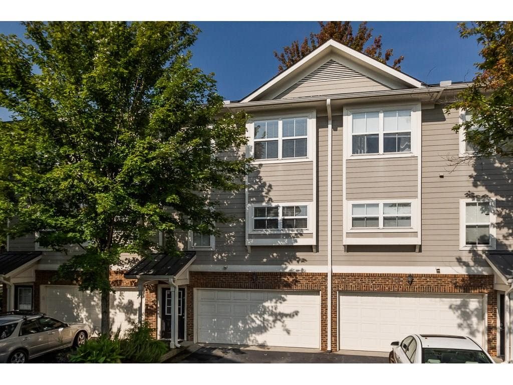 2 bedroom, 1,172 sq ft townhouse sold at 314 Carlyle Park Drive 314, Atlanta, GA 30307