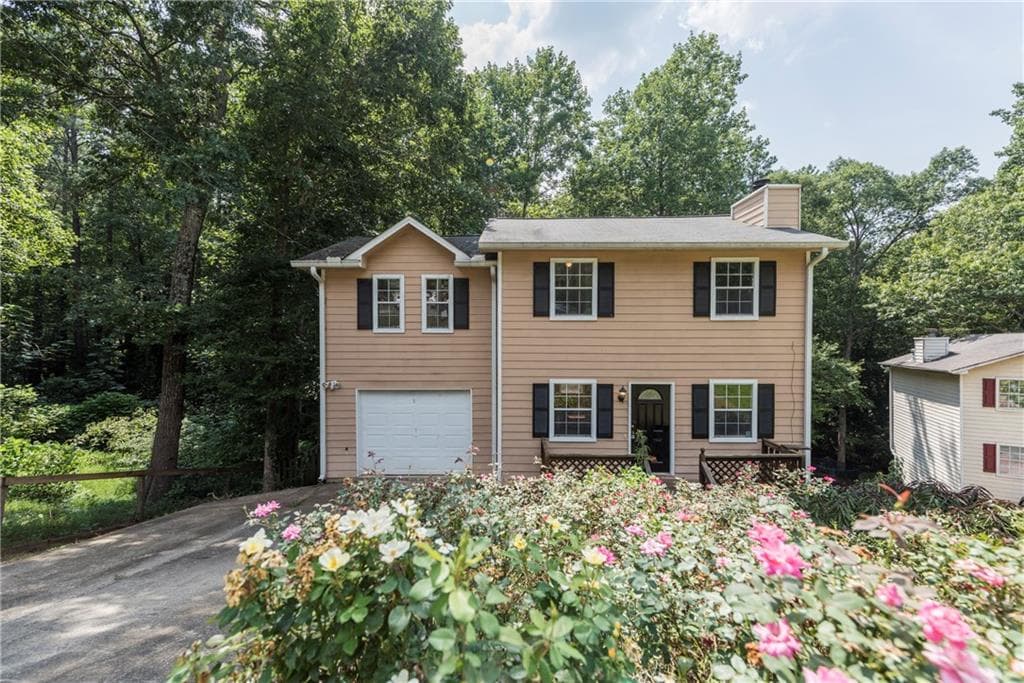 3 bedroom, 1,384 sq ft single family residence sold at 2430 Trenton Drive, Canton, GA 30115 — photo 1 of 1