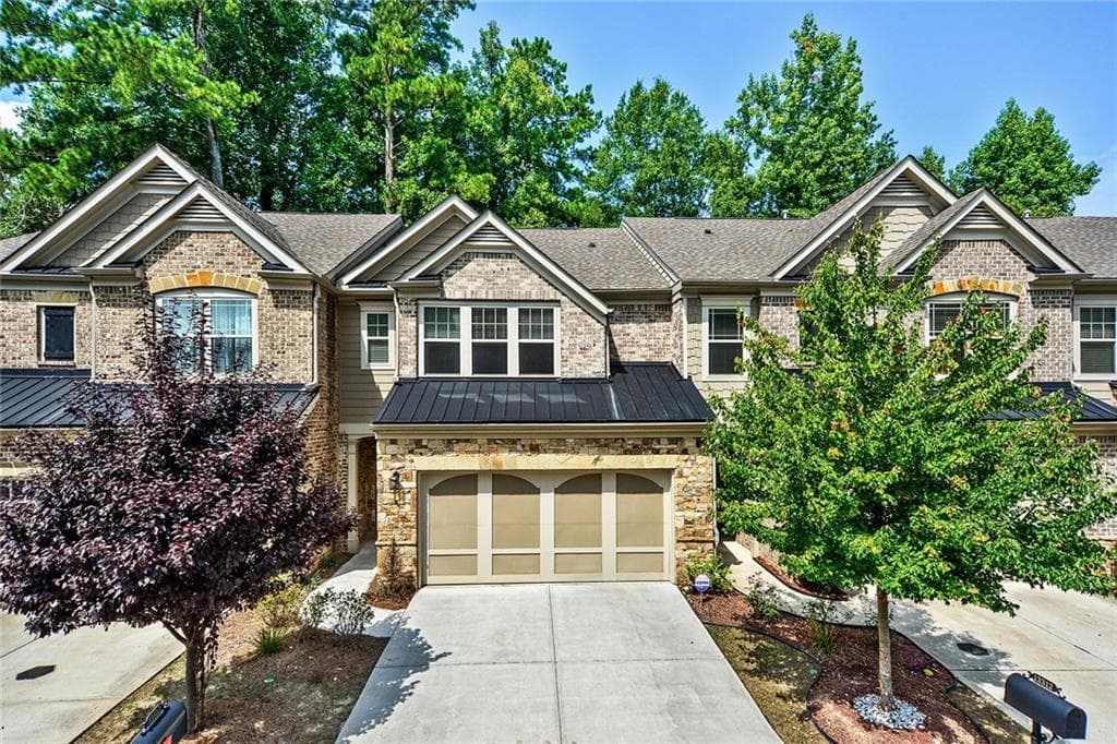 3 bedroom, 1,850 sq ft townhouse sold at 13310 Flamingo Road, Alpharetta, GA 30004