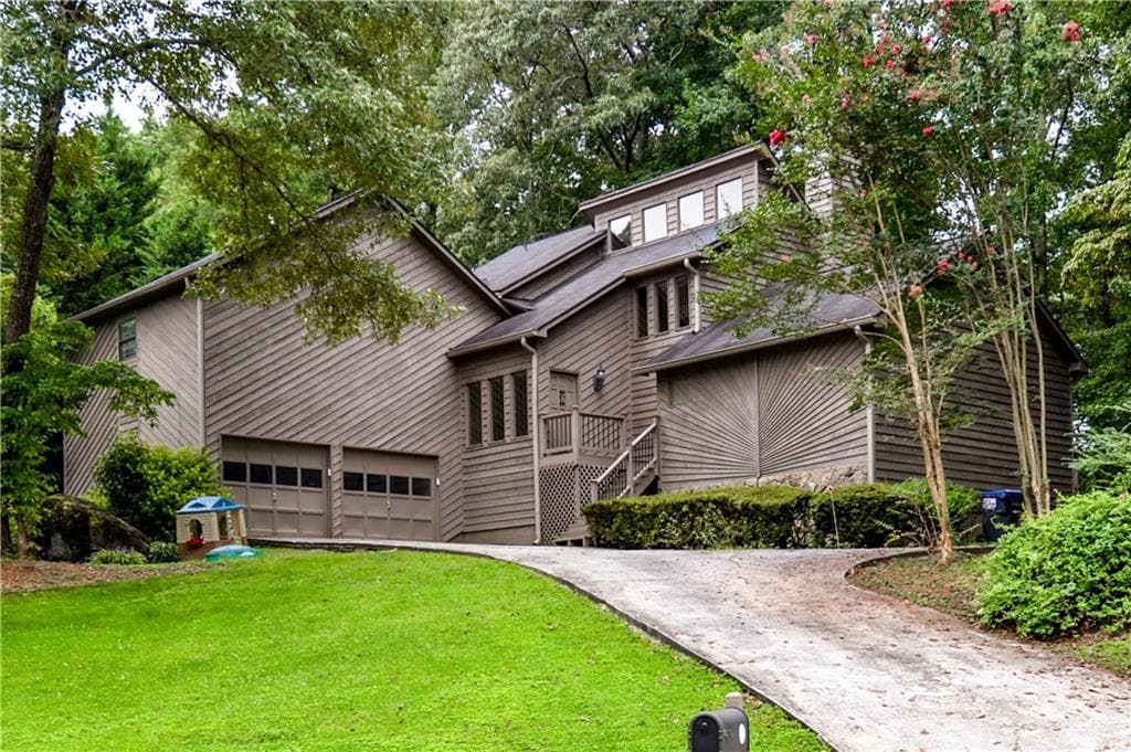 2673 Forest Glen Drive, Marietta, GA 30066 — most recent listing photo