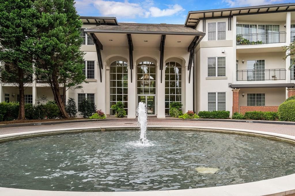 1 bedroom condominium sold at 3101 Howell Mill Road 311, Atlanta, GA 30327