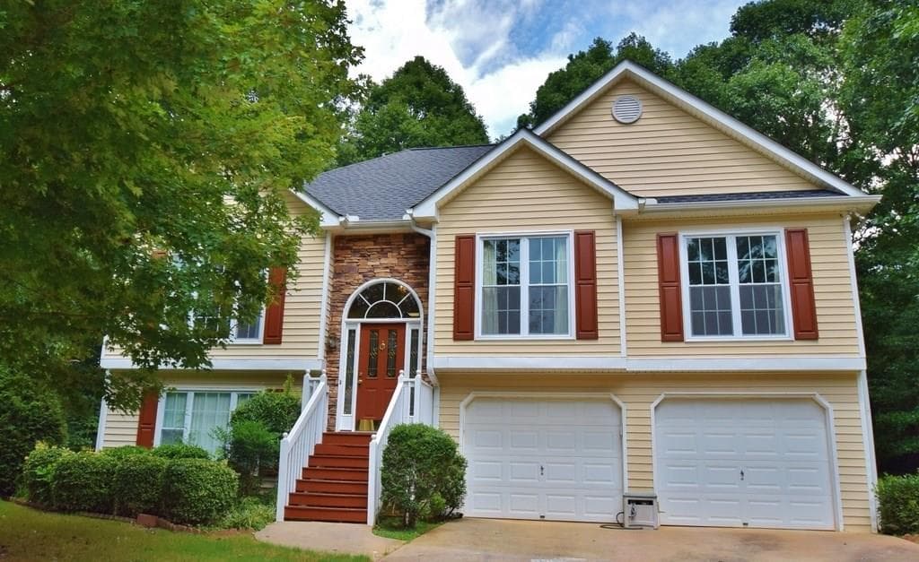 6040 Ashwood Court, Cumming, GA 30028 — most recent listing photo