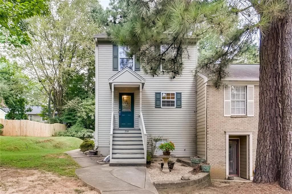3 bedroom, 1,800 sq ft condominium sold at 759 Coventry Township Place, Marietta, GA 30062