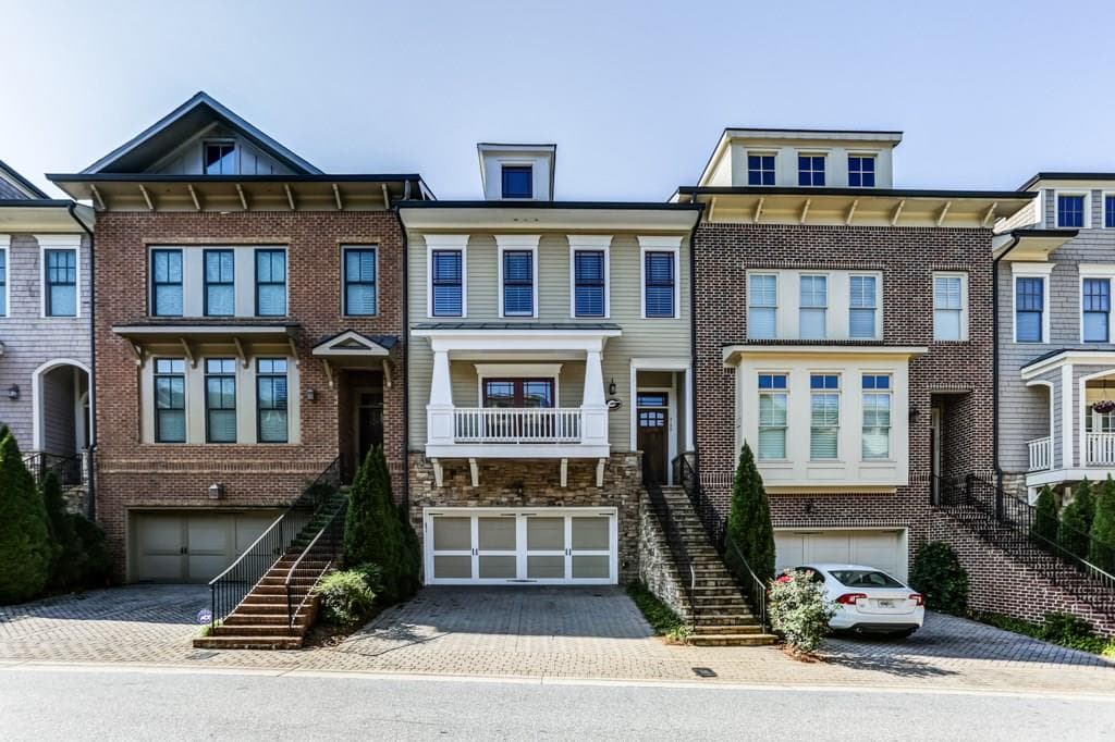 2126 W Village Crossing, Smyrna, GA 30080 — most recent listing photo