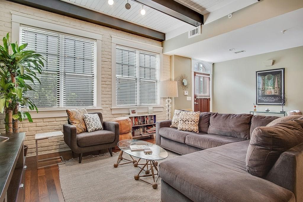 1842 Gordon Manor 106, Atlanta, GA 30307 — most recent listing photo