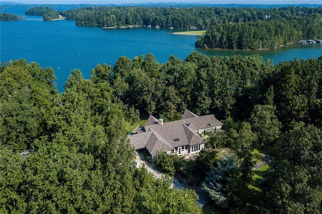 6624 Yacht Club Road, Flowery Branch, GA 30542 — most recent listing photo