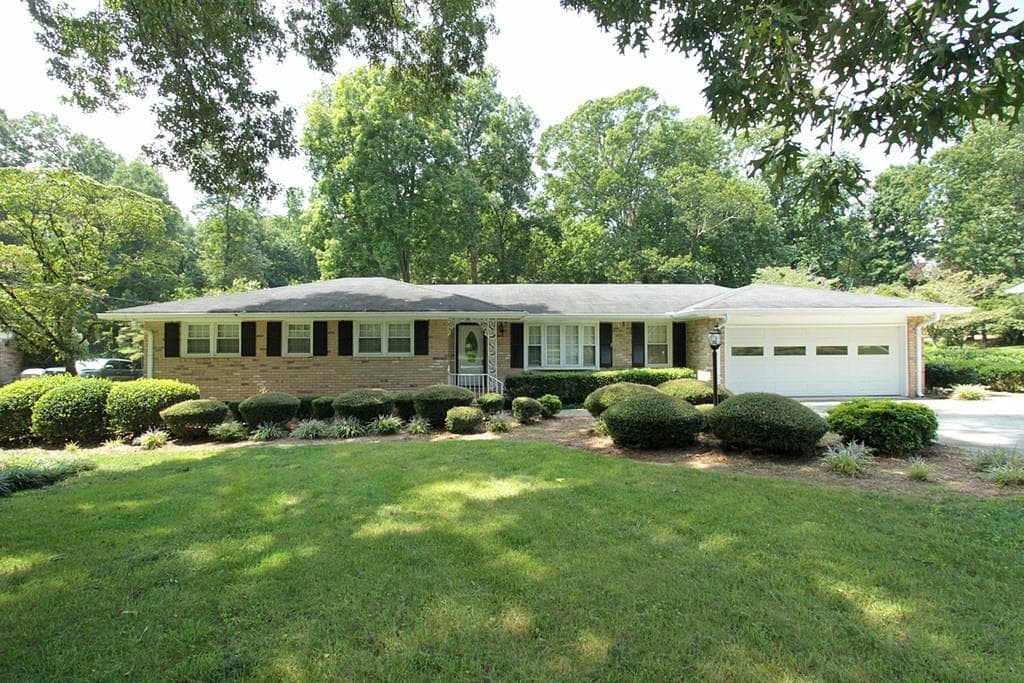 3 bedroom, 2,738 sq ft single family residence sold at 146 Lancelot Way, Lawrenceville, GA 30046