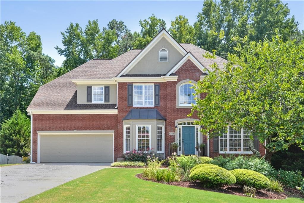 4 bedroom, 3,976 sq ft single family residence sold at 1305 Heritage Mist Court, Mableton, GA 30126
