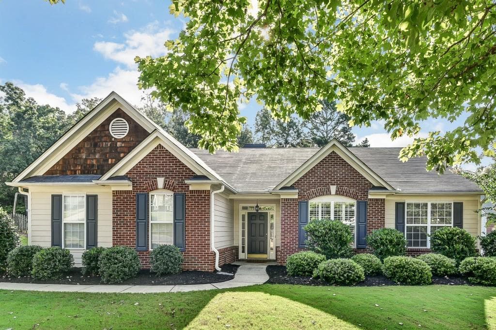 4870 Luke Drive, Cumming, GA 30040 — most recent listing photo
