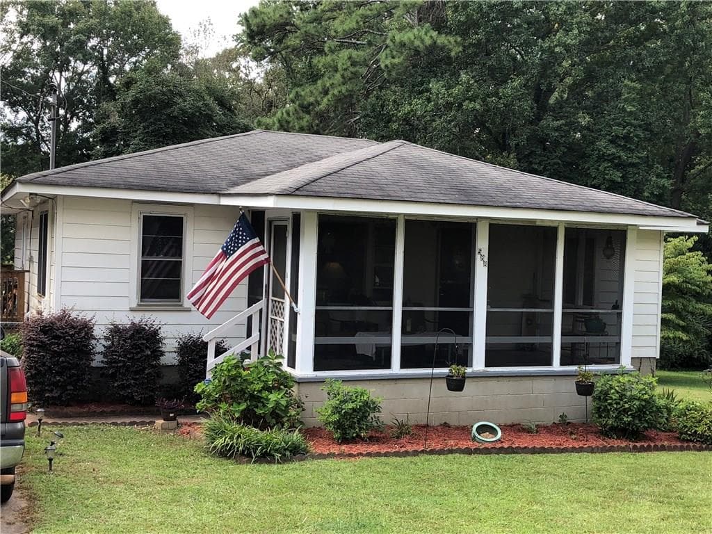 588 Oakhurst Drive, Marietta, GA 30066 — most recent listing photo