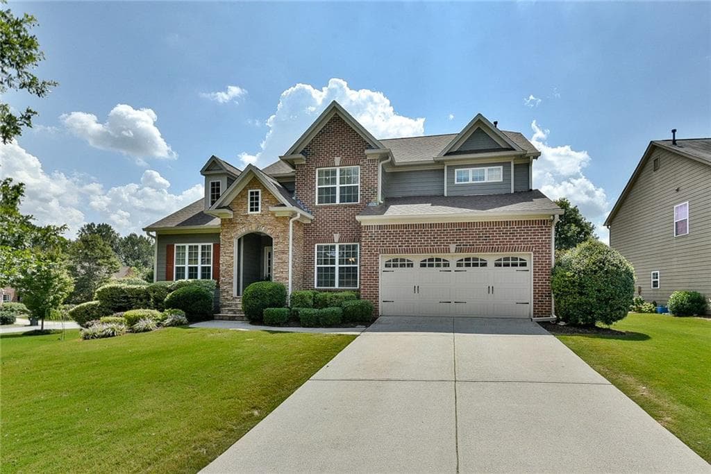6 bedroom, 2,824 sq ft single family residence sold at 4405 Dartford Road, Cumming, GA 30040