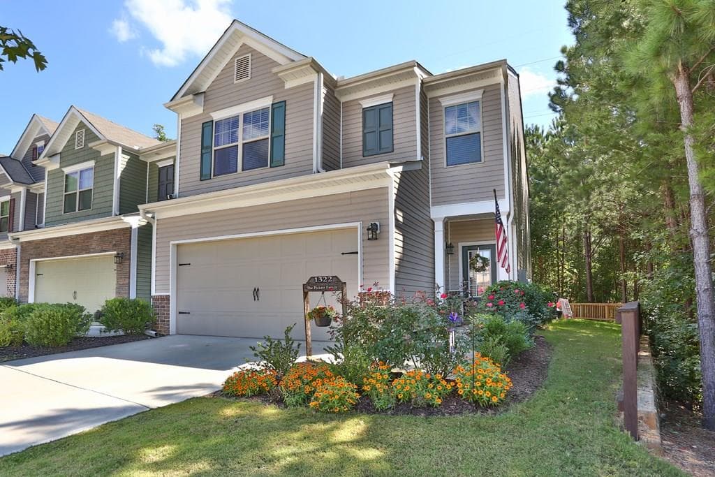 3 bedroom, 1,894 sq ft townhouse sold at 1322 Brookmere Way, Cumming, GA 30040