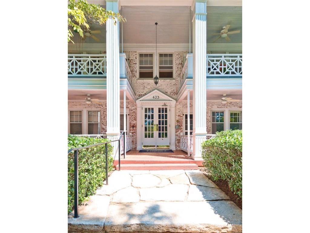 423 Clairemont Avenue 7, Decatur, GA 30030 — most recent listing photo