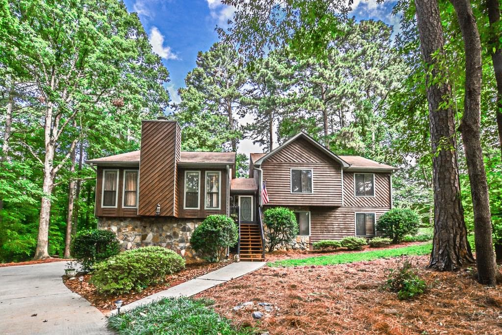 2721 Old Coach Road, Duluth, GA 30096 — most recent listing photo