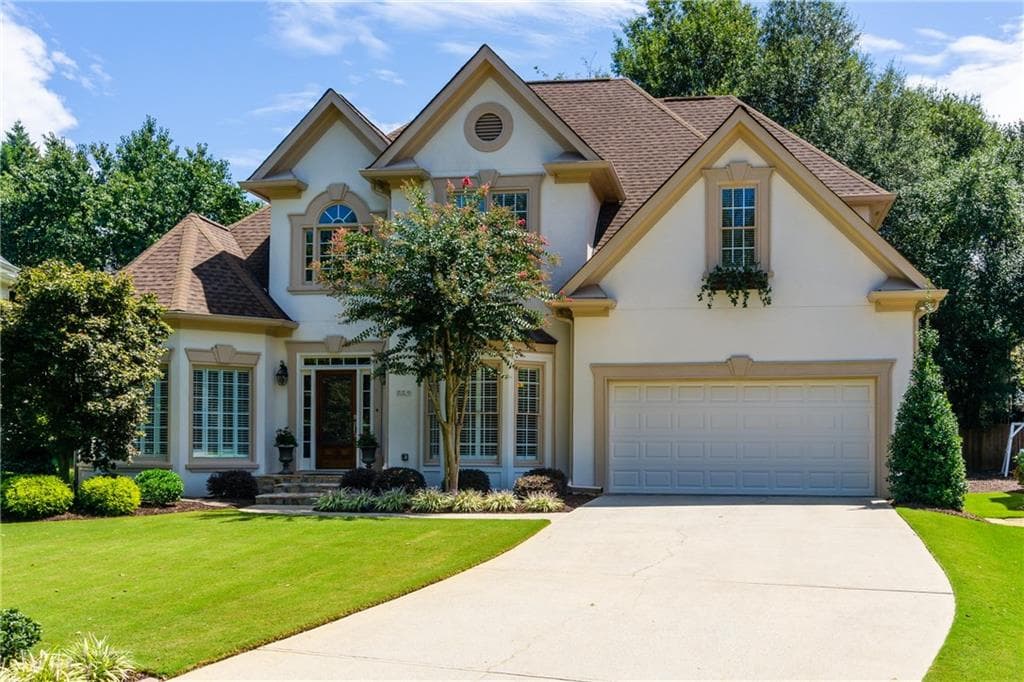 6 bedroom, 4,127 sq ft single family residence sold at 720 Wilde Rose Court, Roswell, GA 30075