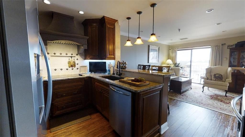 1 bedroom, 489 sq ft condominium sold at 300 Johnson Ferry Road A906, Sandy Springs, GA 30328