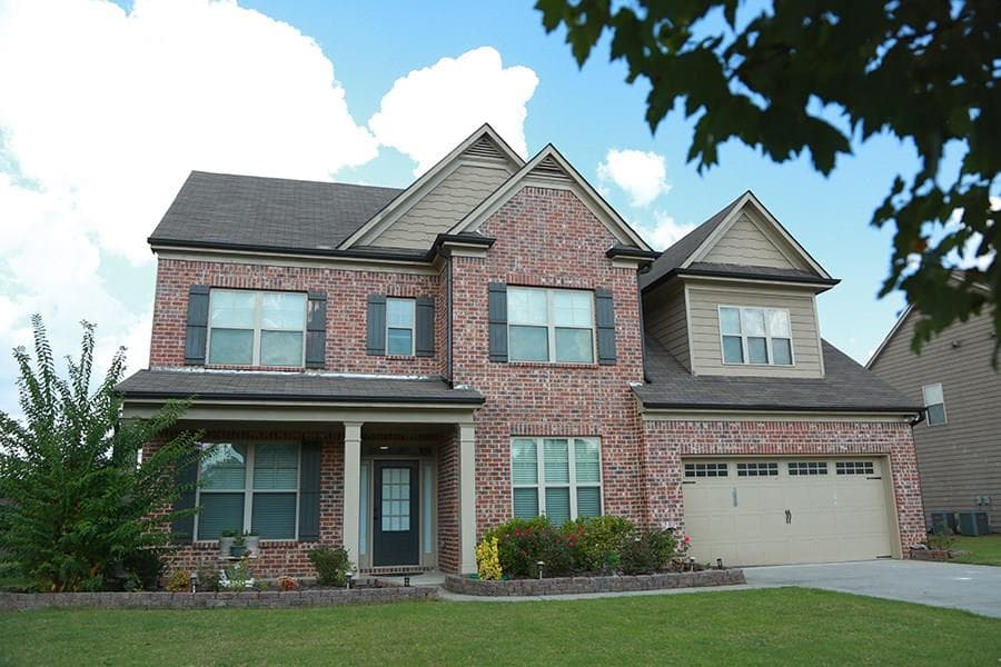 565 Woodburn Lane, Lawrenceville, GA 30044 — most recent listing photo