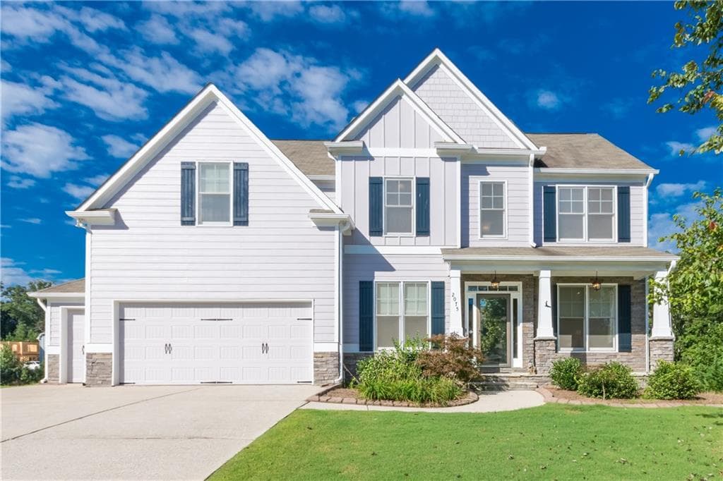 5 bedroom, 2,808 sq ft single family residence sold at 2075 Arbor Ridge Lane, Cumming, GA 30040