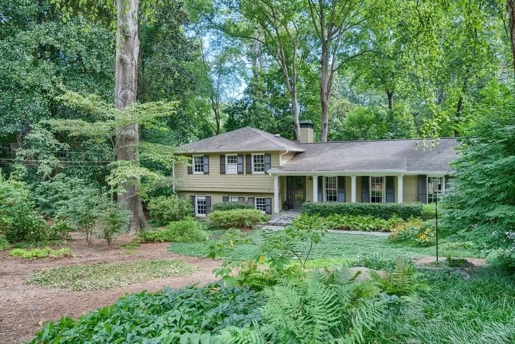 4 bedroom, 1,758 sq ft single family residence sold at 1120 Winding Creek Trail, Atlanta, GA 30328