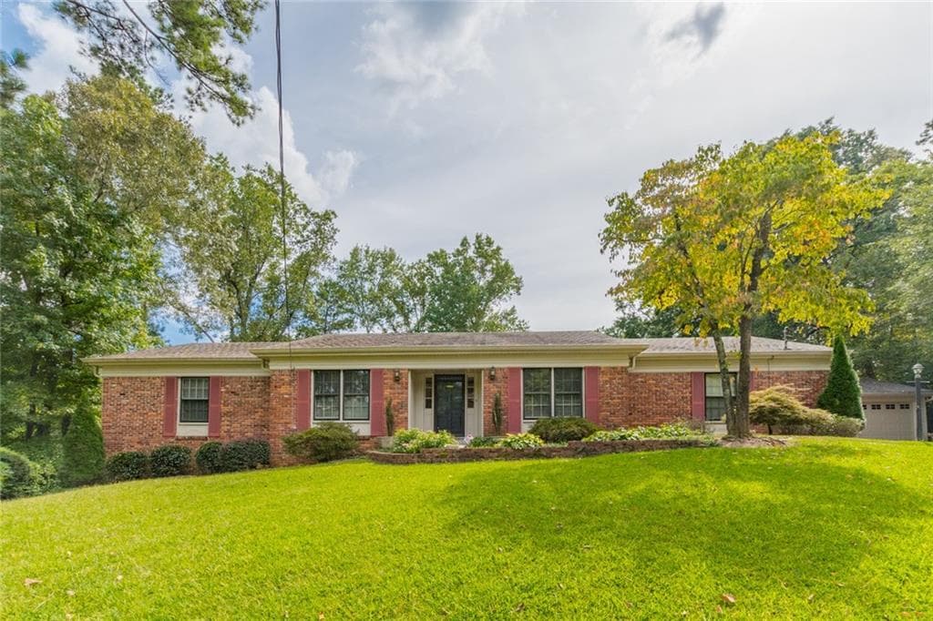 4 bedroom, 2,488 sq ft single family residence sold at 2517 Lake Flair Court, Atlanta, GA 30345
