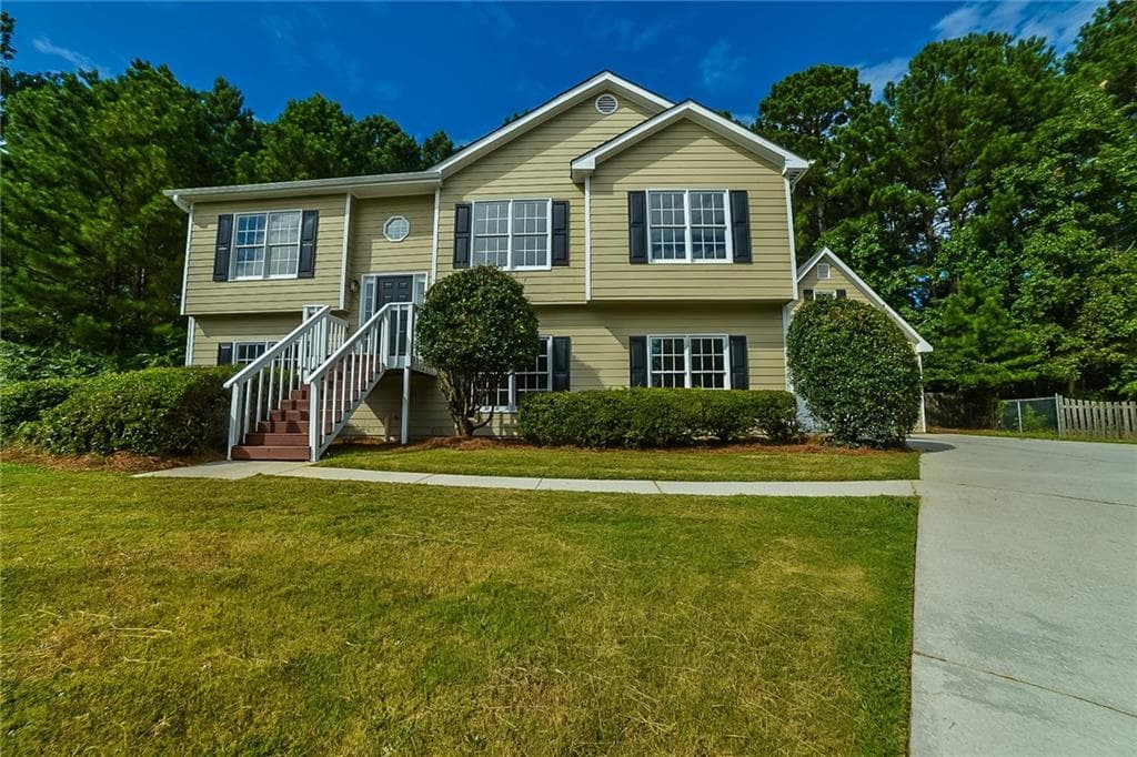 760 Fawn Court, Loganville, GA 30052 — most recent listing photo