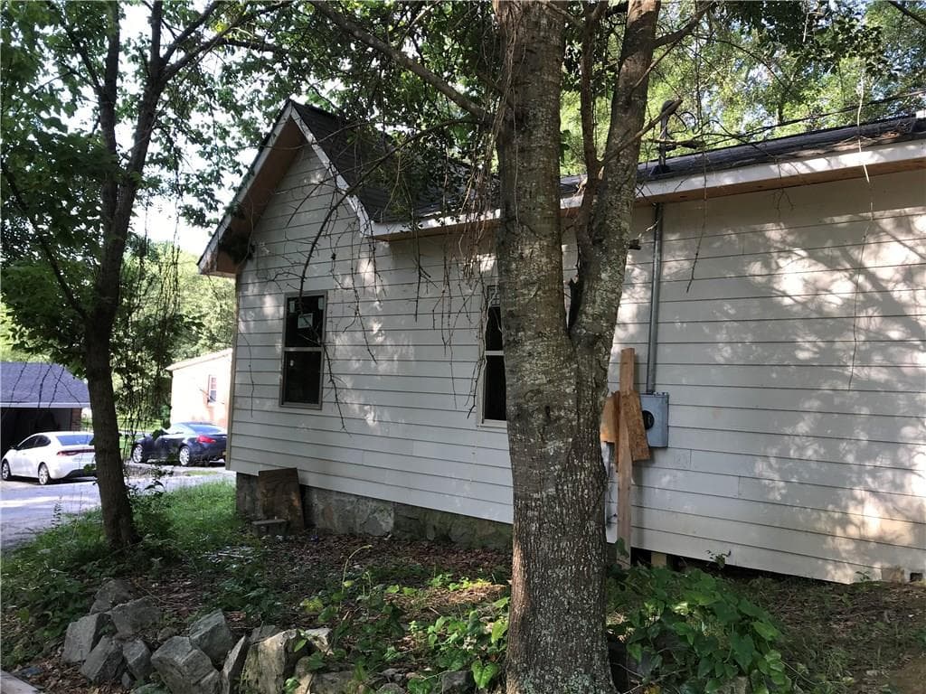 7081 Hammond Way R, Lithonia, GA 30058 — most recent listing photo