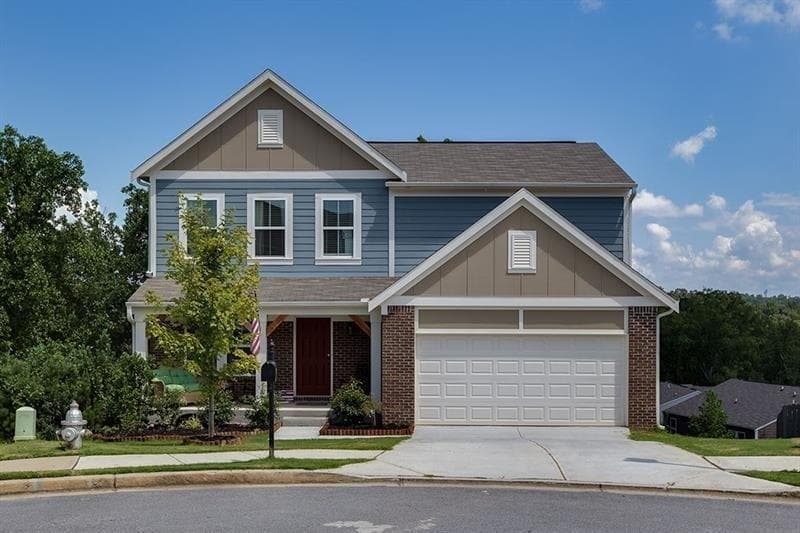 1686 Hollow Brook Court, Sugar Hill, GA 30518 — most recent listing photo